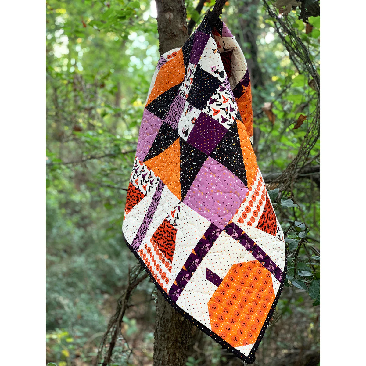 Altogether Spooky Mystery Quilt 👻🎃 Altogether Spooky Mystery Quilt 👻🎃
