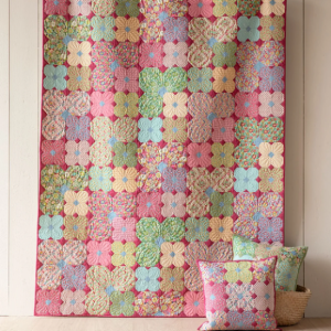 Wallflower Quilt 🌸✨ A Symphony of Soft Colors and Gentle Beauty 4 Wallflower Quilt 🌸✨ A Symphony of Soft Colors and Gentle Beauty